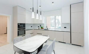 Дом 299м², 3-этажный, участок 12 сот.