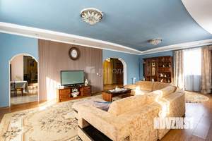 Дом 280м², 2-этажный, участок 9 сот.