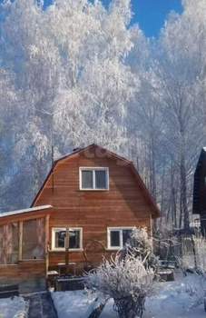 Дом 60м², 2-этажный, участок 6 сот.