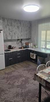 Дом 98м², 2-этажный, участок 6 сот.