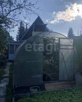 Дом 50м², 2-этажный, участок 6 сот.