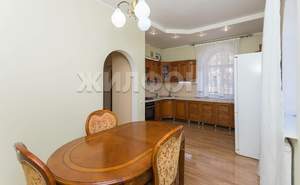 Дом 358м², 2-этажный, участок 16 сот.