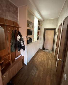 Дом 93м², 2-этажный, участок 6 сот.