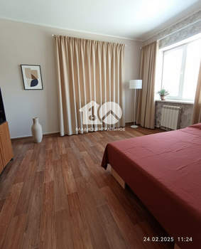 Дом 233м², 4-этажный, участок 6 сот.