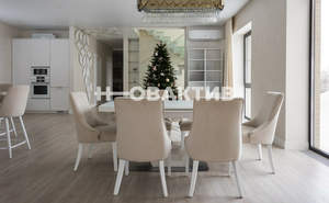 Дом 400м², 3-этажный, участок 30 сот.