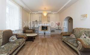 Дом 358м², 2-этажный, участок 16 сот.