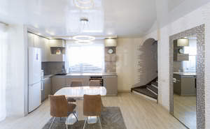 Дом 176м², 2-этажный, участок 7 сот.