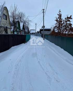 Дом 30м², 2-этажный, участок 4 сот.