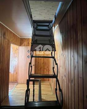 Дом 215м², 3-этажный, участок 7 сот.