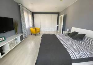 Дом 283м², 3-этажный, участок 7 сот.