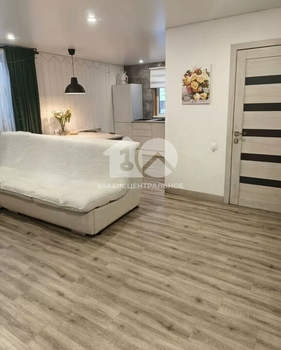 Дом 96м², 2-этажный, участок 7 сот.