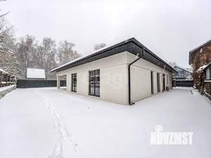 Дом 224м², 1-этажный, участок 8 сот.