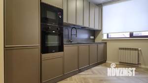 Коттедж 330м², 3-этажный, участок 13 сот.