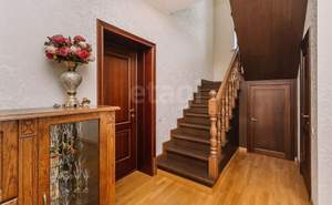 Дом 190м², 2-этажный, участок 6 сот.