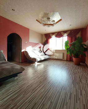 Дом 233м², 4-этажный, участок 6 сот.