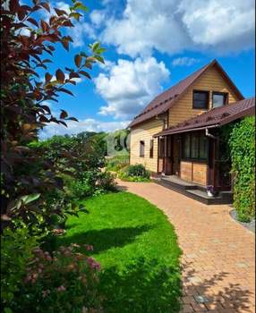 Дом 64м², 2-этажный, участок 13 сот.