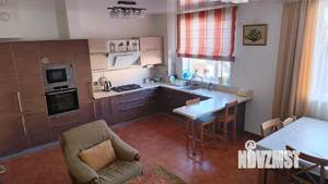 Таунхаус 176м², 3-этажный, участок 1 сот.