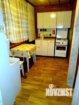 Дом 45м², 2-этажный, участок 6 сот.