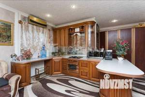 Дом 169м², 2-этажный, участок 8 сот.