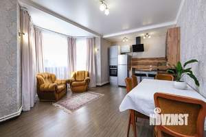 Коттедж 179м², 2-этажный, участок 7 сот.