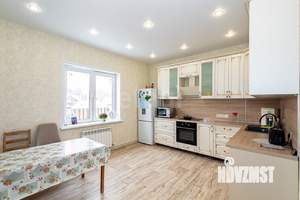 Дом 247м², 2-этажный, участок 7 сот.