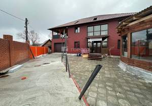 Дом 446м², 3-этажный, участок 6 сот.