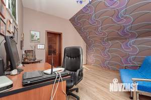 Коттедж 244м², 3-этажный, участок 9 сот.