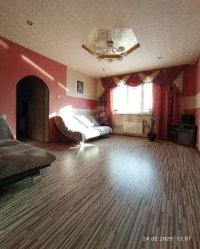 Дом 233м², 4-этажный, участок 6 сот.