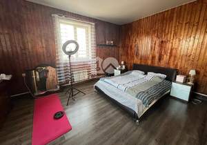 Дом 215м², 3-этажный, участок 7 сот.