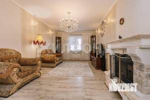 Коттедж 329м², 3-этажный, участок 5 сот.