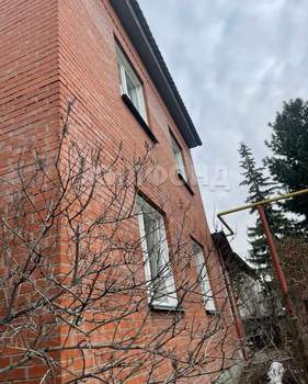 Дом 92м², 2-этажный, участок 9 сот.