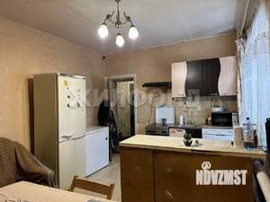 Дом 326м², 3-этажный, участок 9 сот.