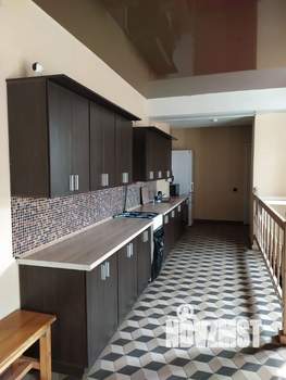 Дом 350м&sup2;, 2-этажный, посуточно, 