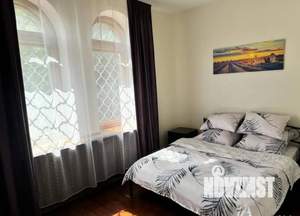 Дом 350м², 2-этажный, посуточно, 