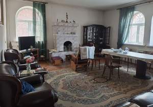 Дом 411м&sup2;, 2-этажный, на длительный срок, 