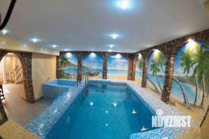 Дом 600м&sup2;, 3-этажный, посуточно, 