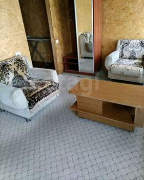 Дом 70м², 2-этажный, на длительный срок, 