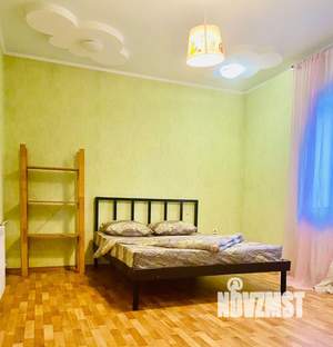 Дом 300м&sup2;, 2-этажный, посуточно, 