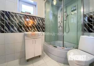 Дом 200м&sup2;, 2-этажный, посуточно, 