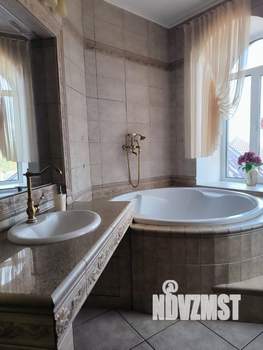 Дом 450м², 3-этажный, посуточно, 