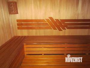 Дом 1000м&sup2;, 3-этажный, посуточно, 