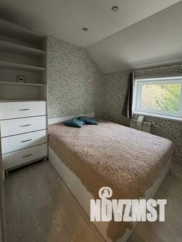 Дом 200м&sup2;, 3-этажный, посуточно, 