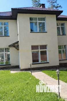 Коттедж 208м&sup2;, 2-этажный, на длительный срок, 