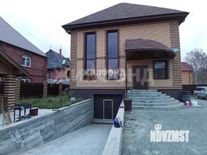 Коттедж 241м², 3-этажный, на длительный срок, 