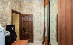 Дом 372м&sup2;, 3-этажный, на длительный срок, 