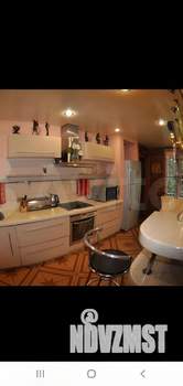 Дом 1000м&sup2;, 2-этажный, посуточно, 