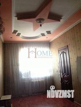 Коттедж 300м², 2-этажный, на длительный срок, 
