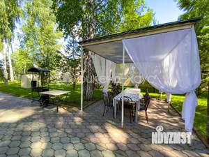 Дом 350м&sup2;, 3-этажный, посуточно, 