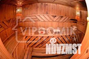 Дом 240м&sup2;, 2-этажный, посуточно, 