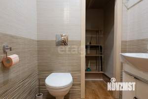 Дом 200м&sup2;, 2-этажный, на длительный срок, 